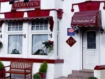 Robyn's Only Guest house 4*