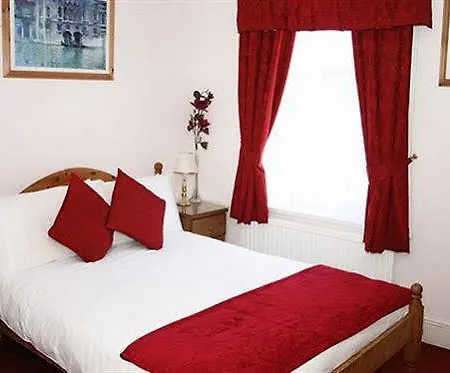 Robyn's Only 게스트하우스 스카버러